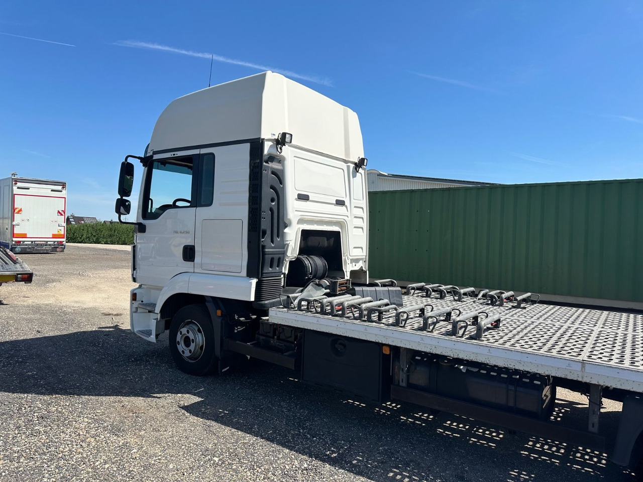 MAN 8.250 TGL*4x L1H1*XLX Kabine*VDI2700*TOP* - Autotransporter LKW: das Bild 5 MAN 8.250 TGL*4x L1H1*XLX Kabine*VDI2700*TOP* - Autotransporter LKW: das Bild 5