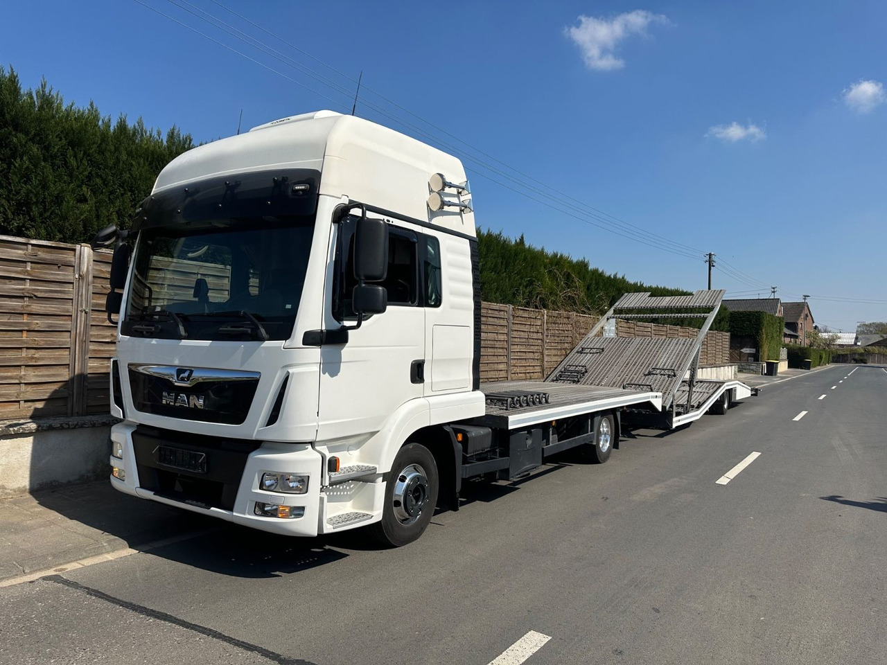 MAN 8.250 TGL*VDI2700*TOP*4-er Zug BFT Anhänger MAN 8.250 TGL*4er-Zug*XLX Kabine*VDI2700*TOP* - Autotransporter LKW: das Bild 1 MAN 8.250 TGL*VDI2700*TOP*4-er Zug BFT Anhänger MAN 8.250 TGL*4er-Zug*XLX Kabine*VDI2700*TOP* - Autotransporter LKW: das Bild 1