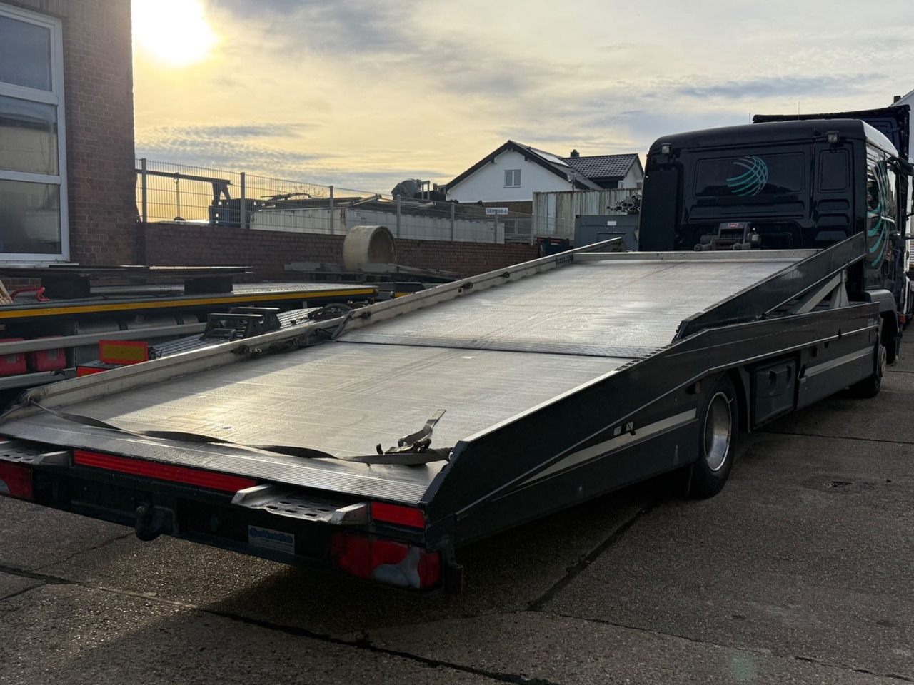 MAN TGL 8.210BL Moetefindt Doppelstock, Klima, Winde - Autotransporter LKW: das Bild 3 MAN TGL 8.210BL Moetefindt Doppelstock, Klima, Winde - Autotransporter LKW: das Bild 3