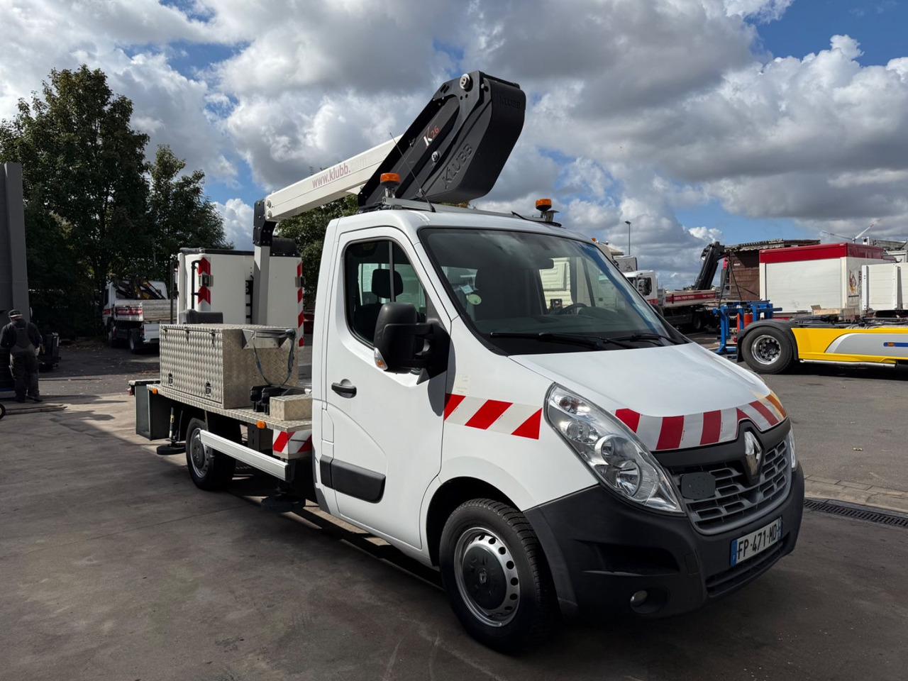 Renault Master III Steiger Klubb K26 / 11,2m / 200Kg - LKW mit Arbeitsbühne: das Bild 3 Renault Master III Steiger Klubb K26 / 11,2m / 200Kg - LKW mit Arbeitsbühne: das Bild 3