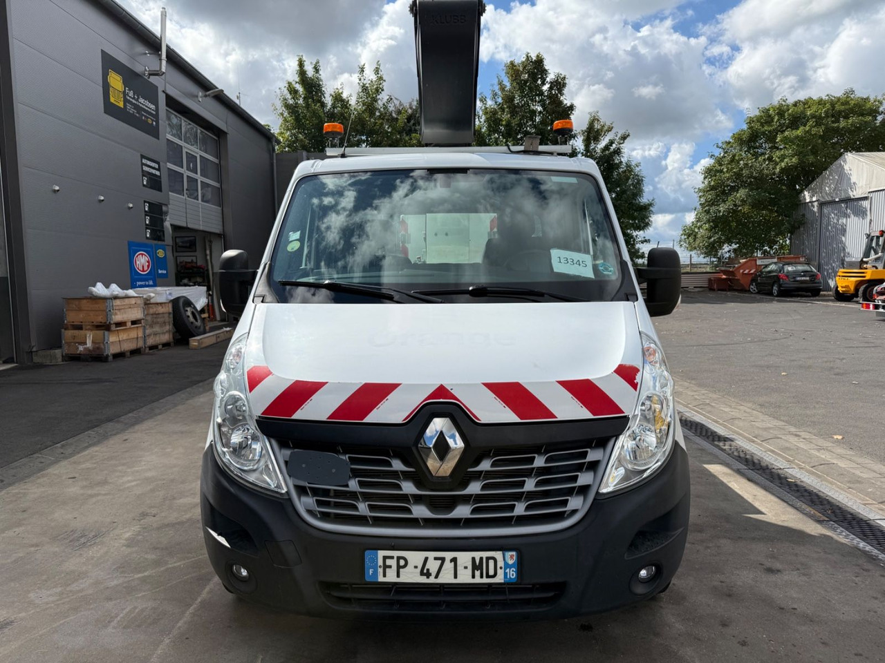 Renault Master III Steiger Klubb K26 / 11,2m / 200Kg - LKW mit Arbeitsbühne: das Bild 2 Renault Master III Steiger Klubb K26 / 11,2m / 200Kg - LKW mit Arbeitsbühne: das Bild 2