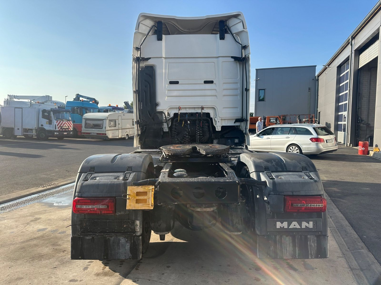 MAN TGX 18.460 Retarder/Kipphydraulik/Differenzialsp - Sattelzugmaschine: das Bild 3 MAN TGX 18.460 Retarder/Kipphydraulik/Differenzialsp - Sattelzugmaschine: das Bild 3