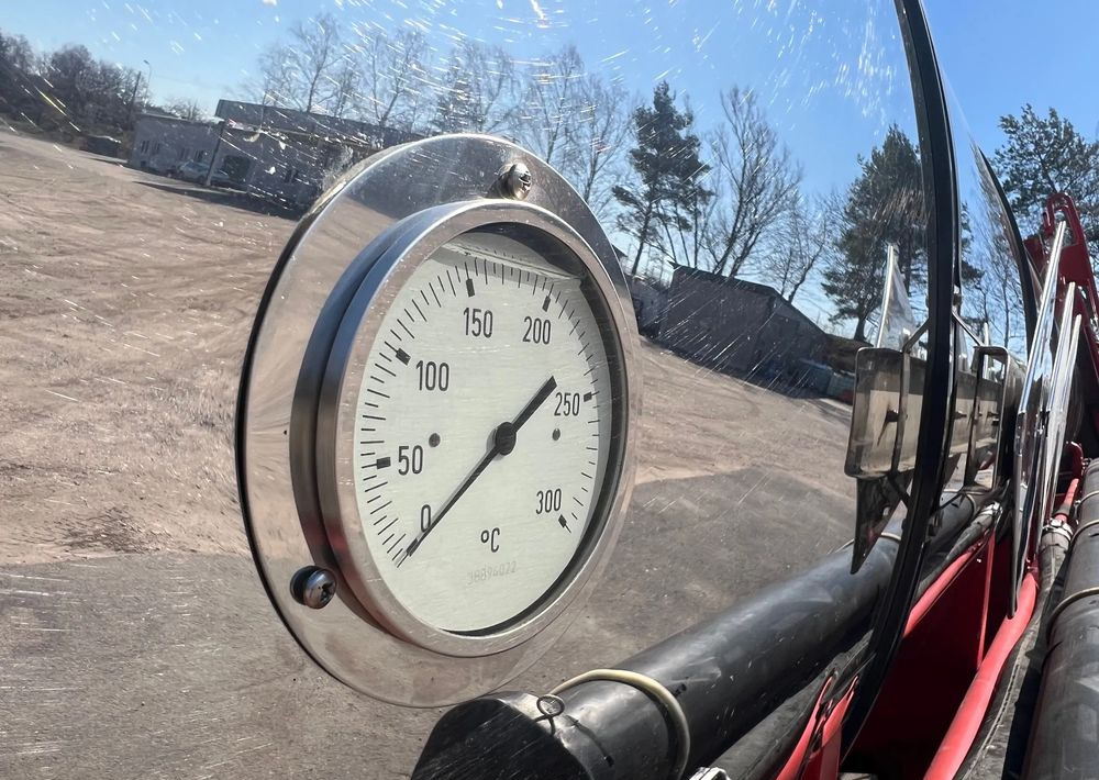 Kassbohrer STS 32 - Tankauflieger: das Bild 2 Kassbohrer STS 32 - Tankauflieger: das Bild 2