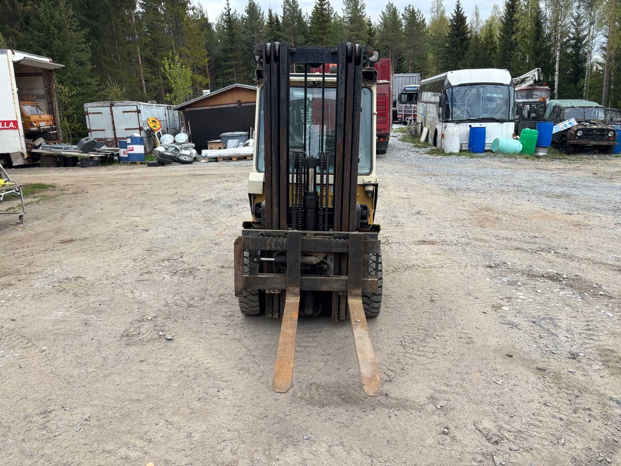 Forklift TCM FD25Z2 - Dieselstapler: das Bild 2 Forklift TCM FD25Z2 - Dieselstapler: das Bild 2