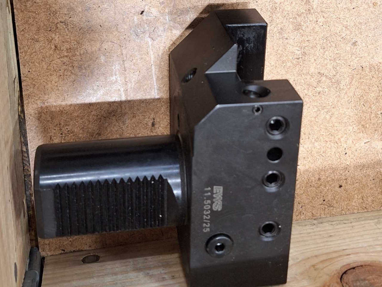 Turning holder crosswise EWS 11.5032/25 - Werkzeug/ Gerät: das Bild 1 Turning holder crosswise EWS 11.5032/25 - Werkzeug/ Gerät: das Bild 1