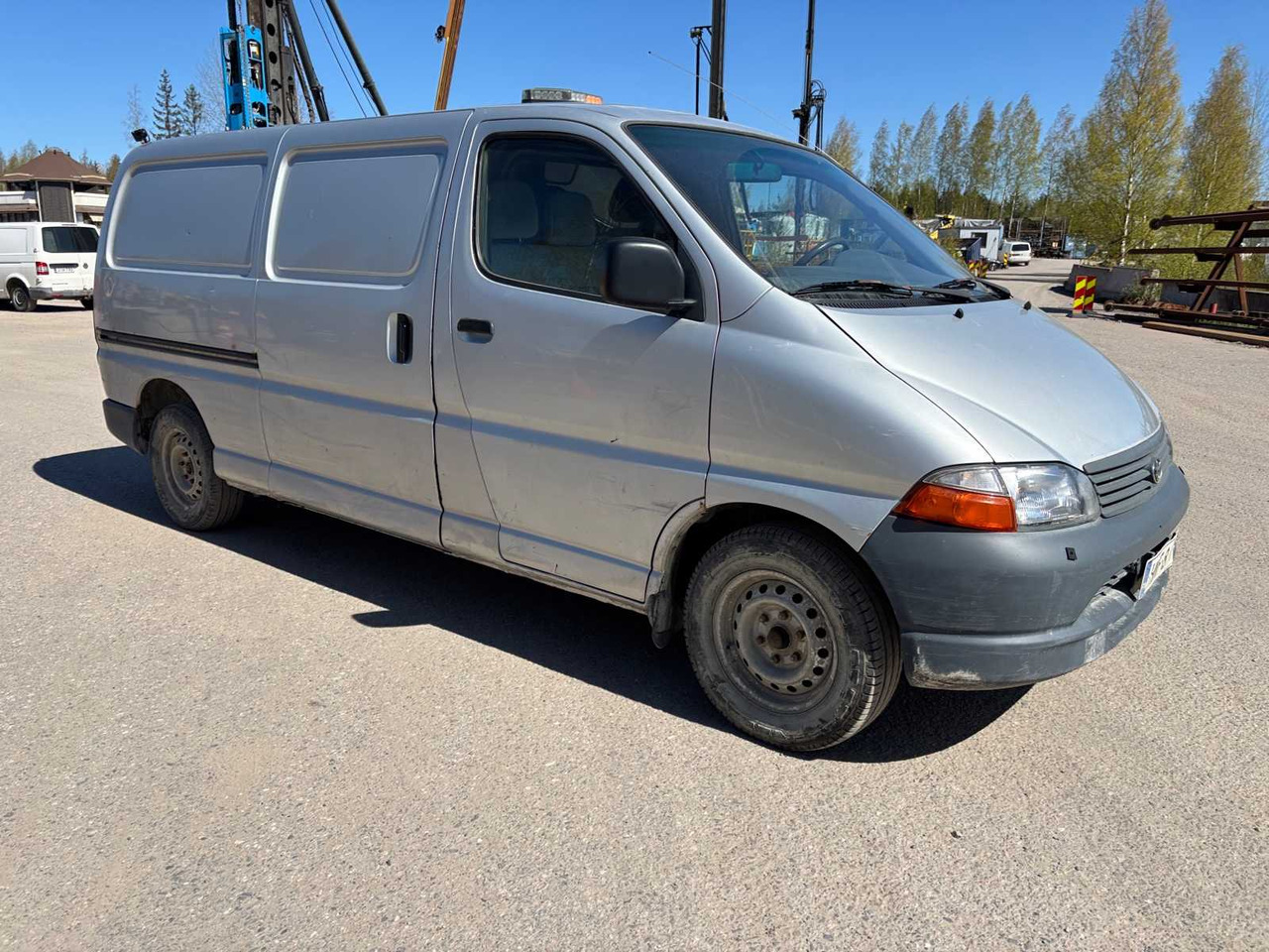 Van Toyota Hiace 2.5TD - Kastenwagen: das Bild 1 Van Toyota Hiace 2.5TD - Kastenwagen: das Bild 1