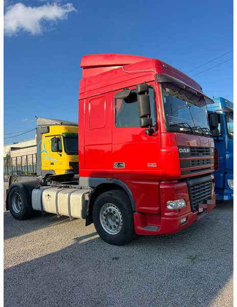 DAF XF 95 430 Manual - Terminaltraktor: das Bild 4 DAF XF 95 430 Manual - Terminaltraktor: das Bild 4