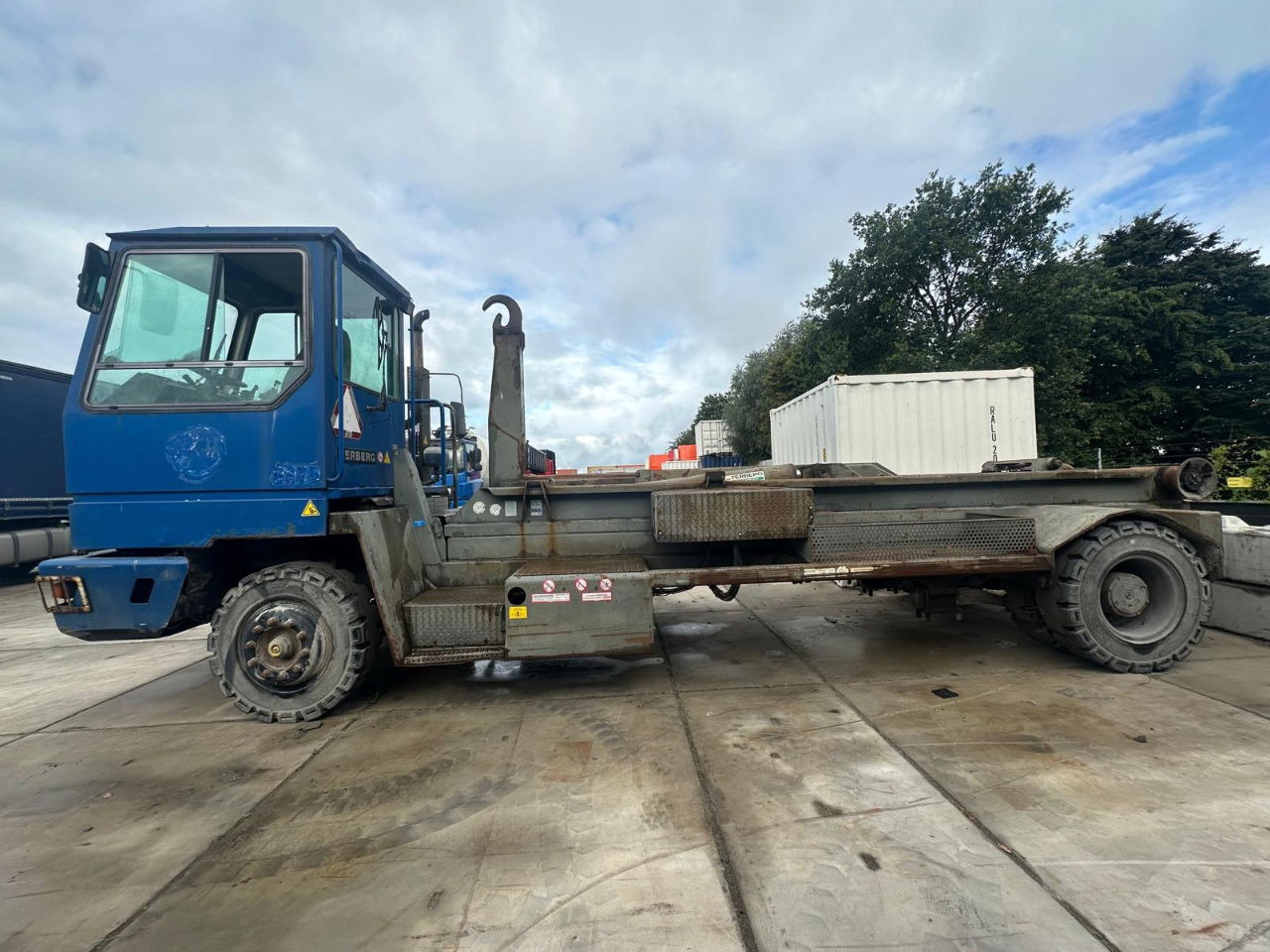 Terberg YT 180 VDL haakarm - Terminaltraktor: das Bild 4 Terberg YT 180 VDL haakarm - Terminaltraktor: das Bild 4