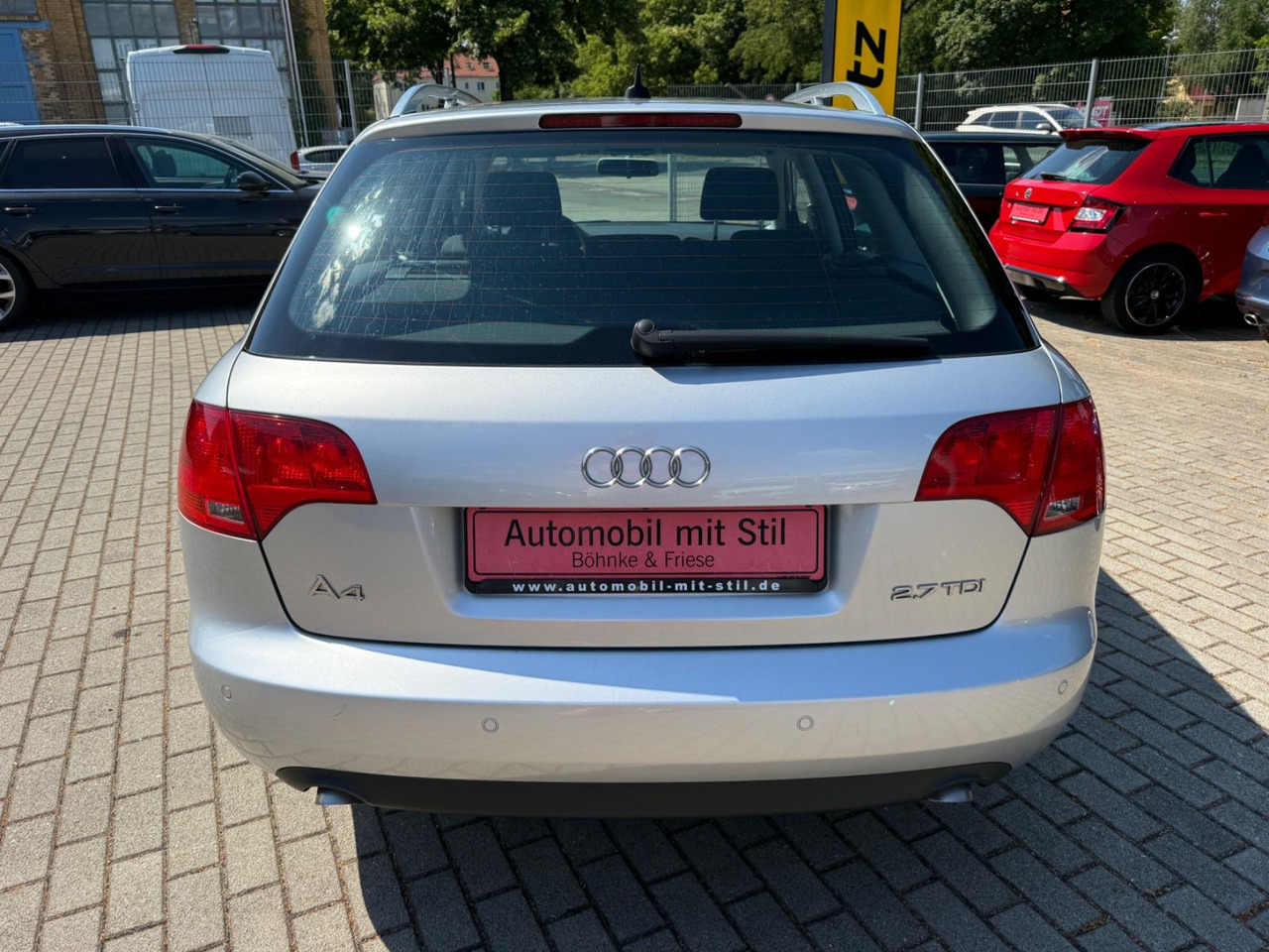 Audi A4 Avant 2.7 TDI S-LINE XENON NAVI TÜV 05/27 - PKW: das Bild 5 Audi A4 Avant 2.7 TDI S-LINE XENON NAVI TÜV 05/27 - PKW: das Bild 5