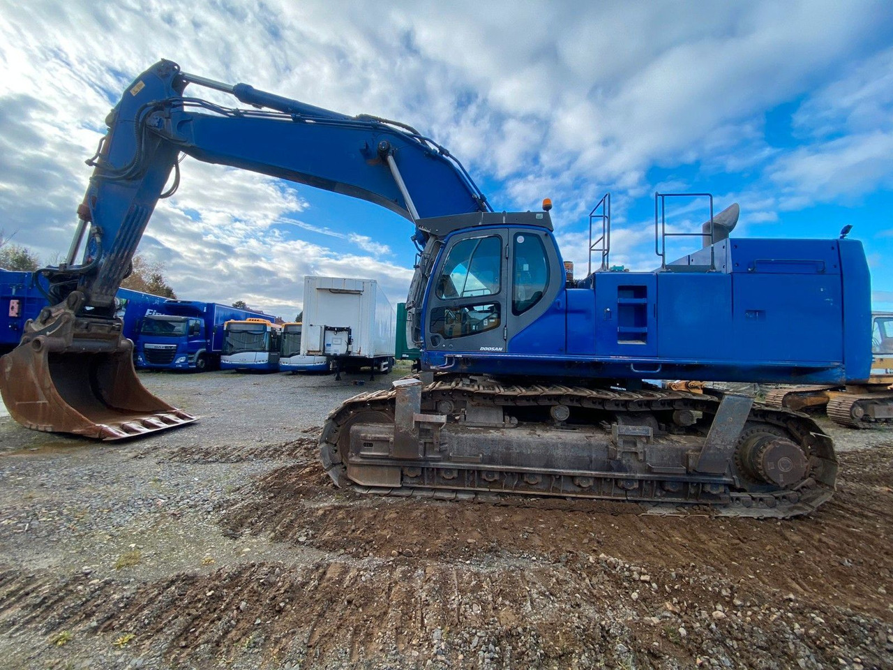 Doosan DX700 LC LO BIG Develon Kettenbagger TL + OQ120 - Kettenbagger: das Bild 1 Doosan DX700 LC LO BIG Develon Kettenbagger TL + OQ120 - Kettenbagger: das Bild 1
