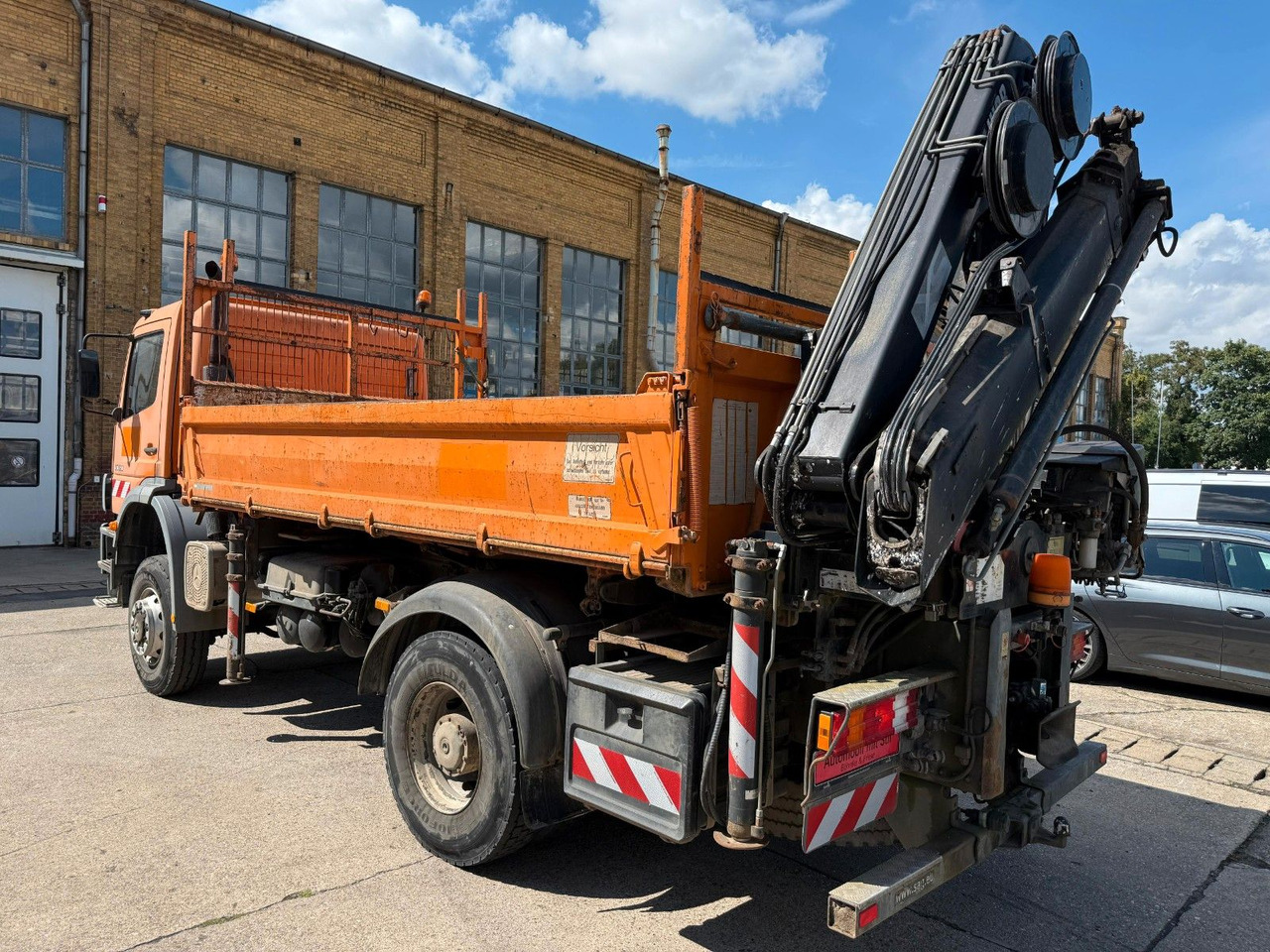 Mercedes-Benz ATEGO 1828 4X4 MEILER + HIAB KRAN 144 FS-3 - Leasing Mercedes-Benz ATEGO 1828 4X4 MEILER + HIAB KRAN 144 FS-3: das Bild 8