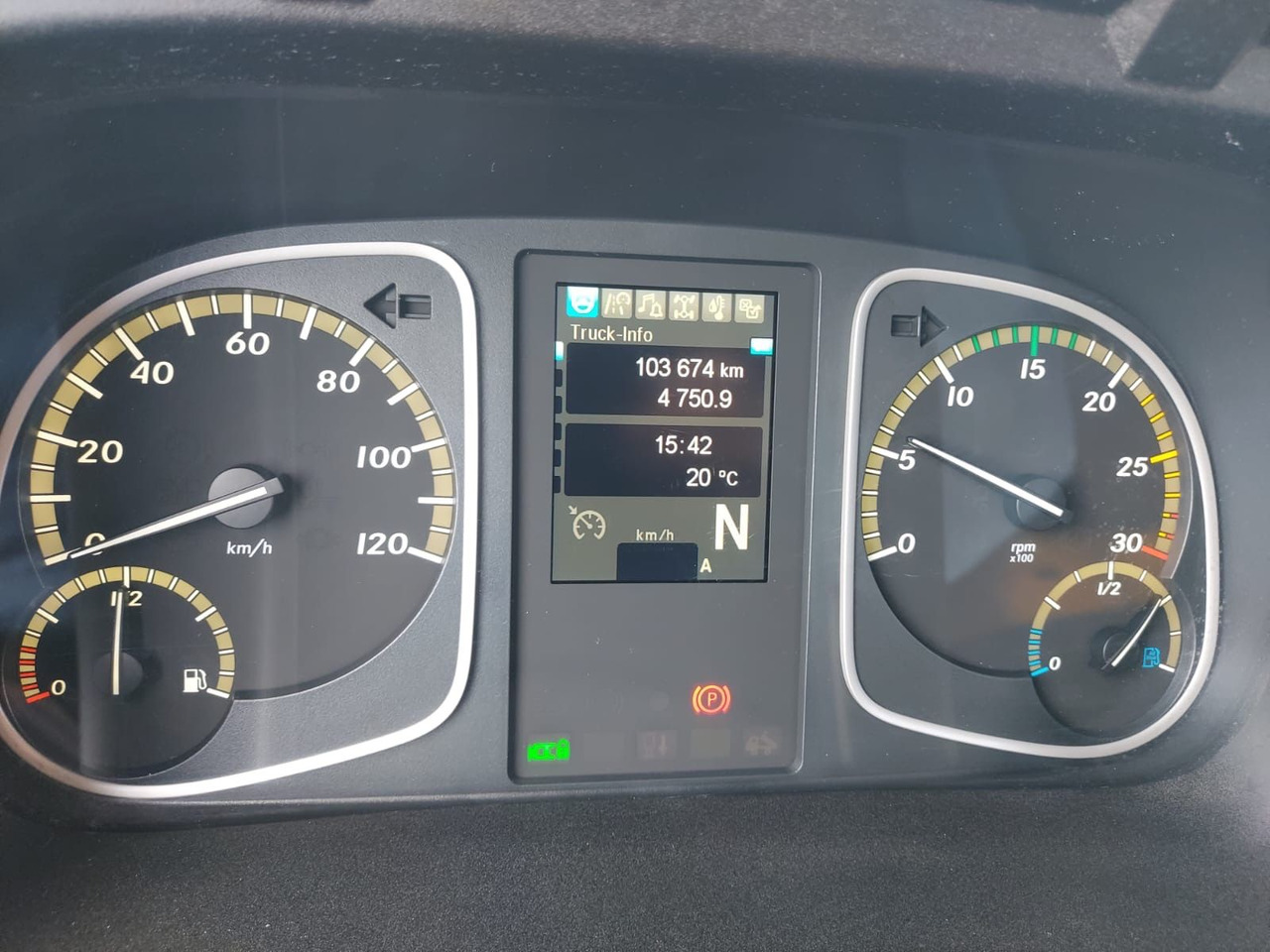 Kipper, Autokran Mercedes-Benz Atego / 1324 MEILER 4X4 KRAN ATLAS 116.3: das Bild 27