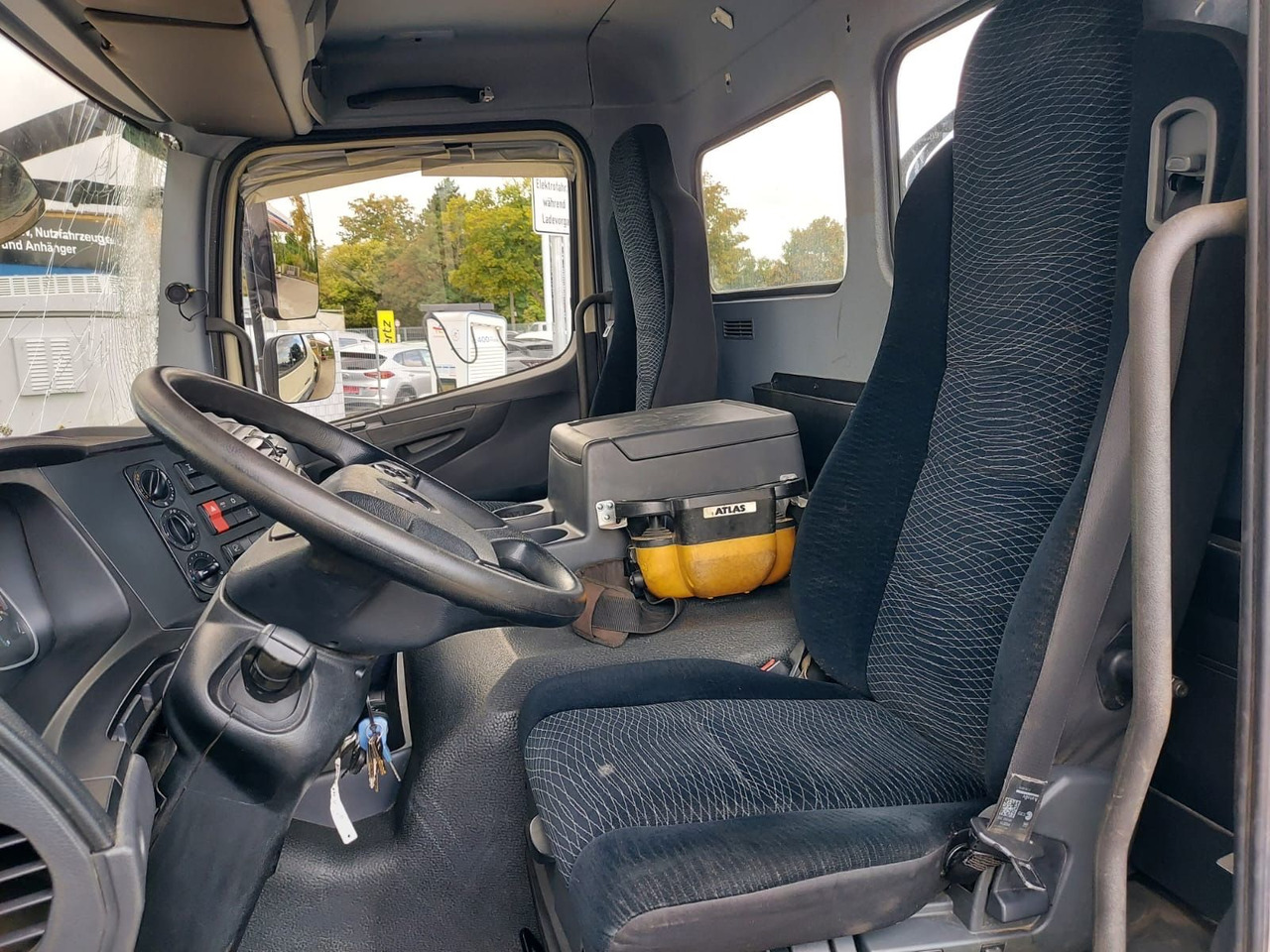 Kipper, Autokran Mercedes-Benz Atego / 1324 MEILER 4X4 KRAN ATLAS 116.3: das Bild 28