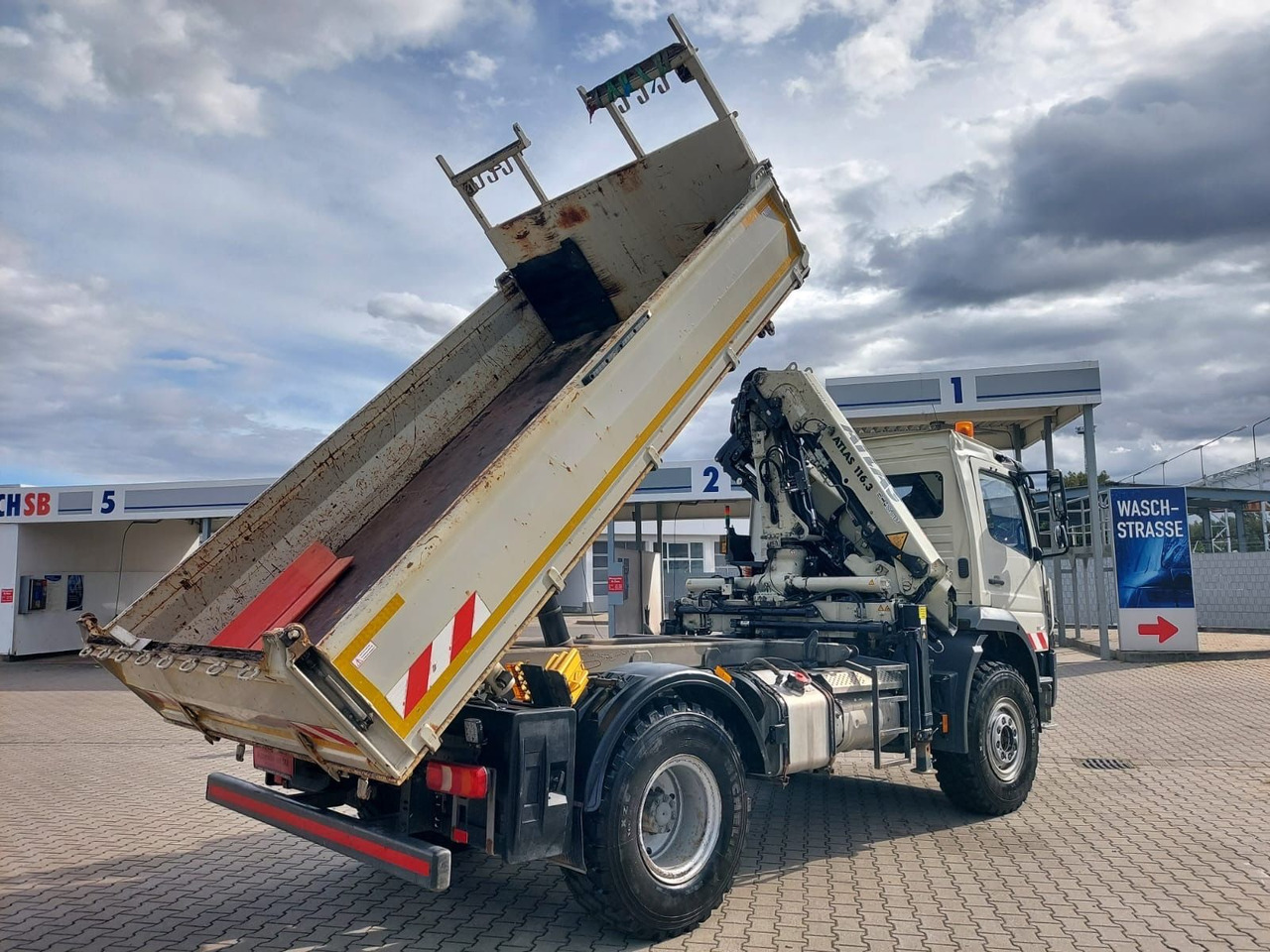 Mercedes-Benz Atego / 1324 MEILLER 4X4 KRAN ATLAS 116.3 Kipper - Kipper, Autokran: das Bild 2 Mercedes-Benz Atego / 1324 MEILLER 4X4 KRAN ATLAS 116.3 Kipper - Kipper, Autokran: das Bild 2