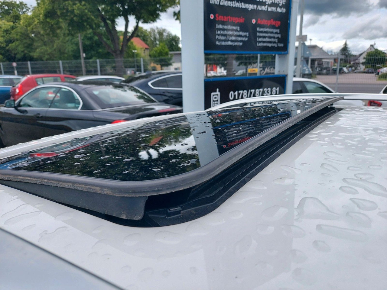 Mercedes-Benz E 220 E -Klasse T 220CDI LED Glasdach Leder Navi - PKW: das Bild 3 Mercedes-Benz E 220 E -Klasse T 220CDI LED Glasdach Leder Navi - PKW: das Bild 3