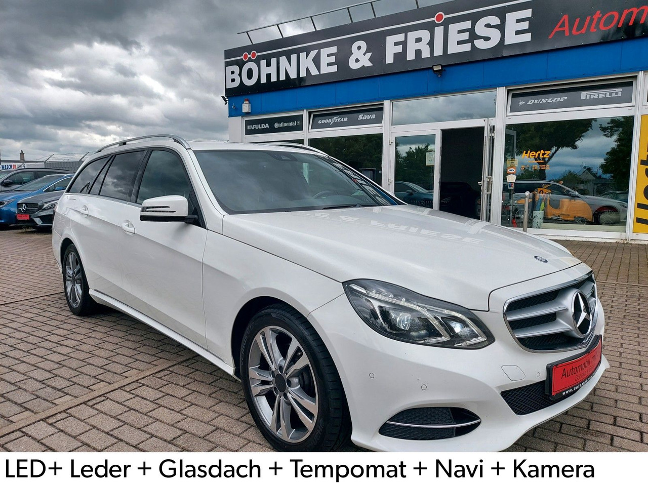 Mercedes-Benz E 220 E -Klasse T 220CDI LED Glasdach Leder Navi - PKW: das Bild 1 Mercedes-Benz E 220 E -Klasse T 220CDI LED Glasdach Leder Navi - PKW: das Bild 1