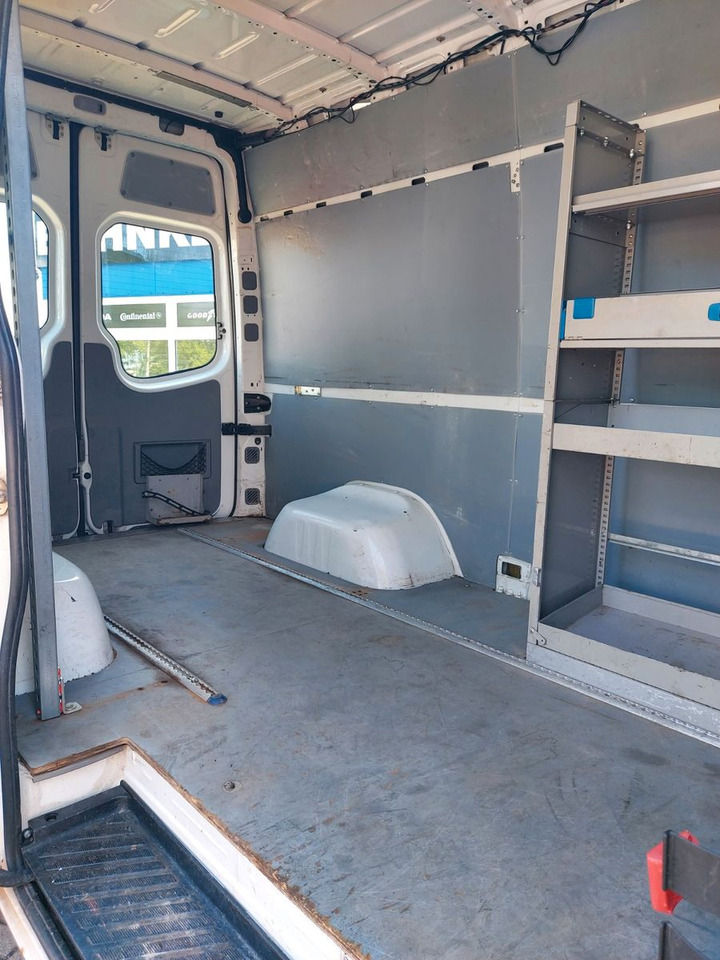 Personentransporter Mercedes-Benz Sprinter II Kasten 519 CDI KLIMA AUTOMATIK AHK: das Bild 21