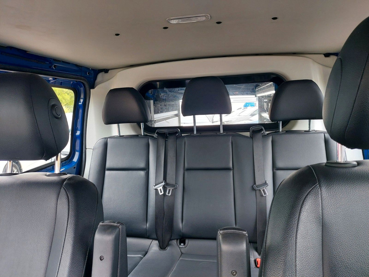 Mercedes-Benz Vito Mixto 114 4MATIC Extra lang Autom. KLIMA - Personentransporter: das Bild 2 Mercedes-Benz Vito Mixto 114 4MATIC Extra lang Autom. KLIMA - Personentransporter: das Bild 2