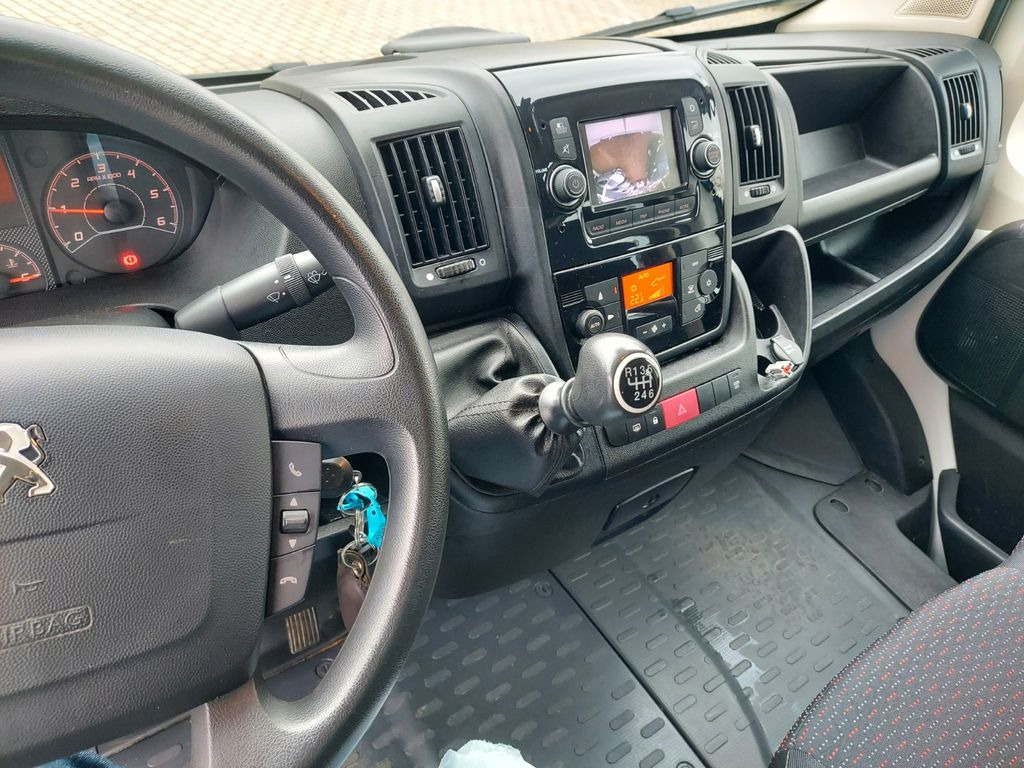 Kleinbus, Personentransporter Peugeot Boxer Kasten Hoch L3H2 lang Klima 2x Schiebetür: das Bild 13