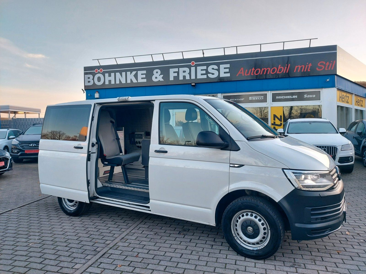 Volkswagen T6 Transporter Kasten 4Motion LED DSG 3 SITZE - Personentransporter: das Bild 1 Volkswagen T6 Transporter Kasten 4Motion LED DSG 3 SITZE - Personentransporter: das Bild 1