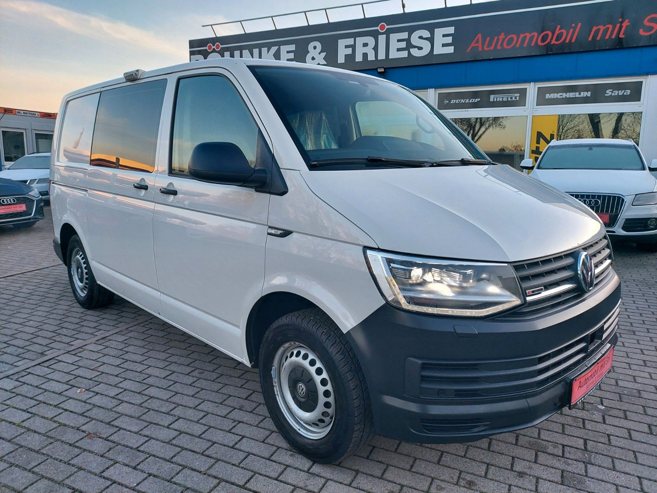 Volkswagen T6 Transporter Kasten 4Motion LED DSG 3 SITZE - Personentransporter: das Bild 3 Volkswagen T6 Transporter Kasten 4Motion LED DSG 3 SITZE - Personentransporter: das Bild 3