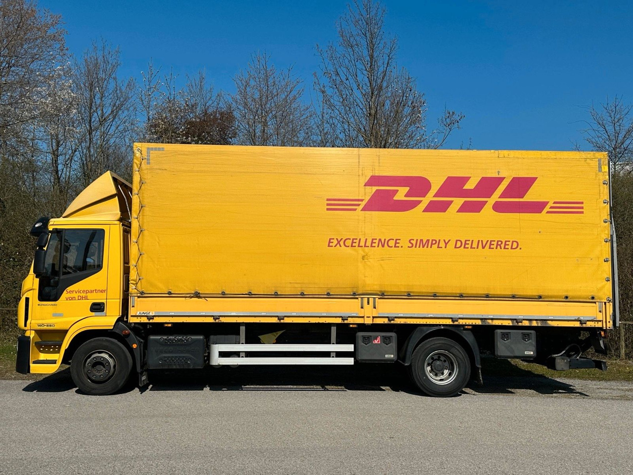 Iveco Eurocargo140E-250 Prische/Plane LBW, AHK - Plane LKW: das Bild 2 Iveco Eurocargo140E-250 Prische/Plane LBW, AHK - Plane LKW: das Bild 2