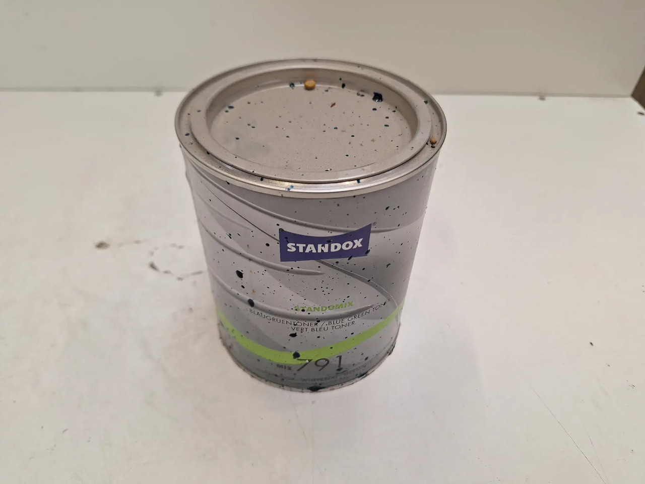 1 Dose Standomix (Standox) - Werkstattgerät: das Bild 1 1 Dose Standomix (Standox) - Werkstattgerät: das Bild 1