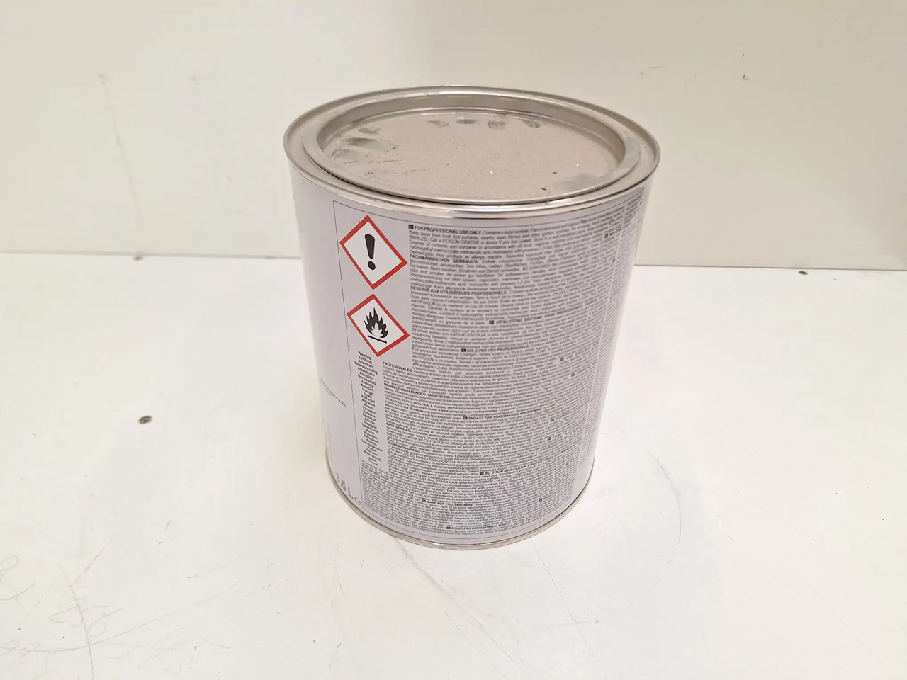 1 Dose Standomix (Standox) - Werkstattgerät: das Bild 2 1 Dose Standomix (Standox) - Werkstattgerät: das Bild 2