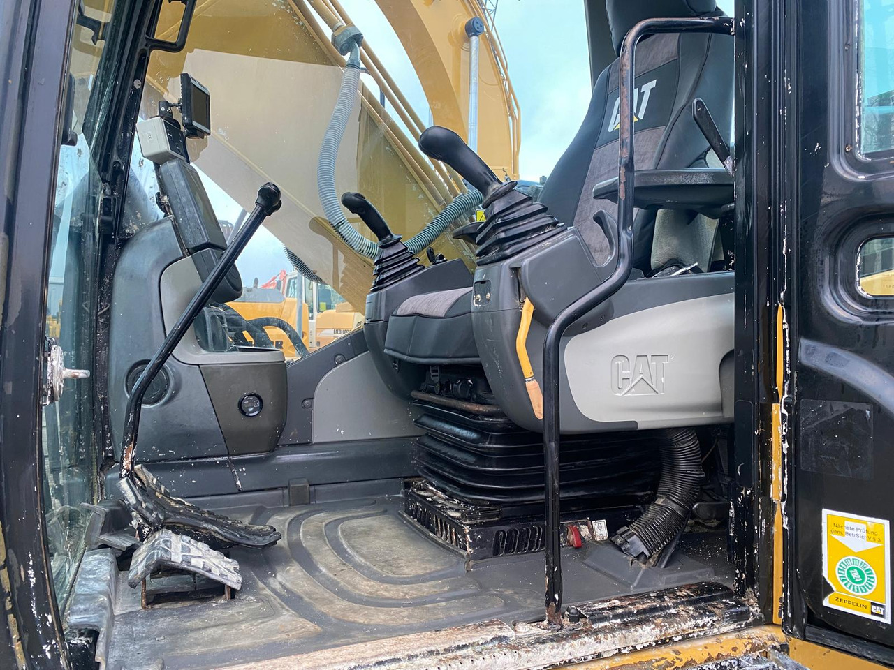 Caterpillar 323D NVT - Leasing Caterpillar 323D NVT: das Bild 8