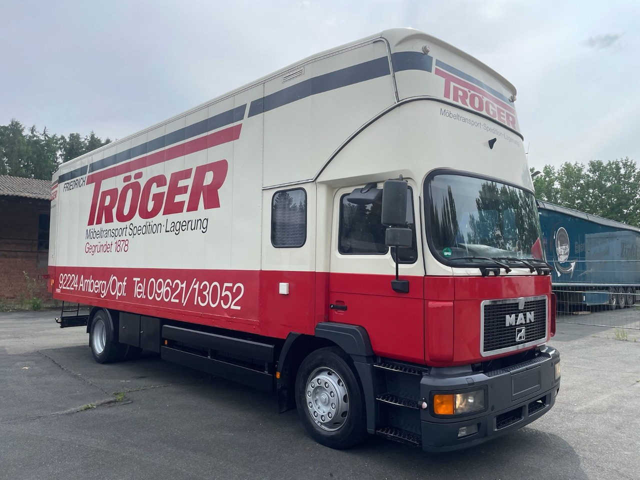 MAN 18.264 M40 Wohnmobil/4xBett/AC/Standheizung/EU2 - Koffer LKW: das Bild 1 MAN 18.264 M40 Wohnmobil/4xBett/AC/Standheizung/EU2 - Koffer LKW: das Bild 1