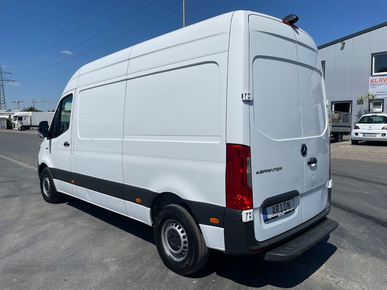 Mercedes-Benz eSprinter 312 Kastenwagen/L2H2/47KW/Kamera/AC - Kastenwagen, Elektro-Transporter: das Bild 4 Mercedes-Benz eSprinter 312 Kastenwagen/L2H2/47KW/Kamera/AC - Kastenwagen, Elektro-Transporter: das Bild 4
