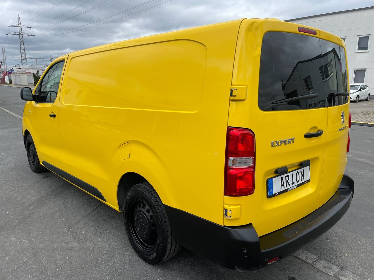 Peugeot Expert Kasten Pro L3/2.0 BlueHDI/AC/15xVerfügbar - Kleintransporter: das Bild 5 Peugeot Expert Kasten Pro L3/2.0 BlueHDI/AC/15xVerfügbar - Kleintransporter: das Bild 5