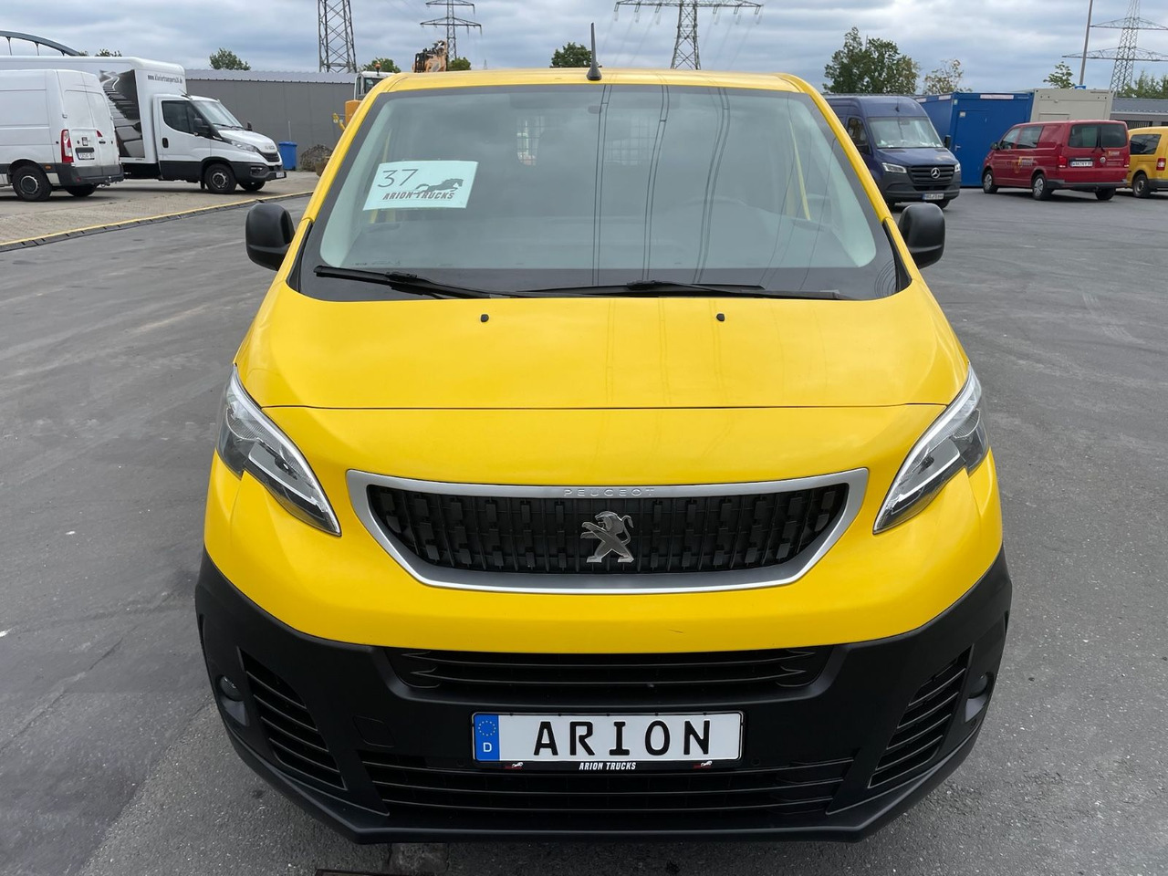 Peugeot Expert Kasten Pro L3/2.0 BlueHDI/AC/15xVerfügbar - Kleintransporter: das Bild 2 Peugeot Expert Kasten Pro L3/2.0 BlueHDI/AC/15xVerfügbar - Kleintransporter: das Bild 2