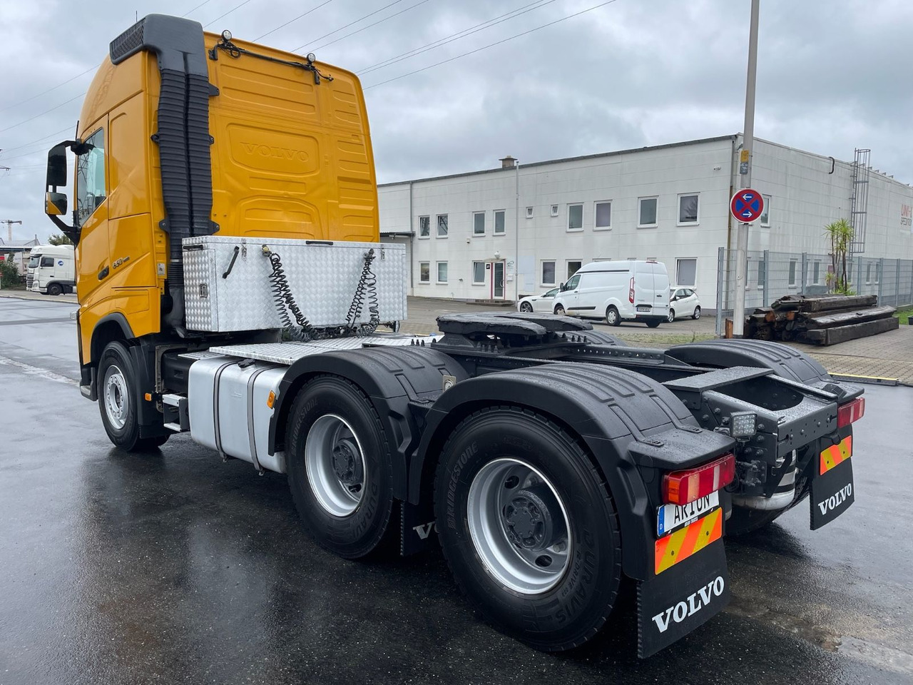 Volvo FH16 650 6x4/120t/BIG AXLE/Retarder/StandAC/EU6 - Sattelzugmaschine: das Bild 5 Volvo FH16 650 6x4/120t/BIG AXLE/Retarder/StandAC/EU6 - Sattelzugmaschine: das Bild 5