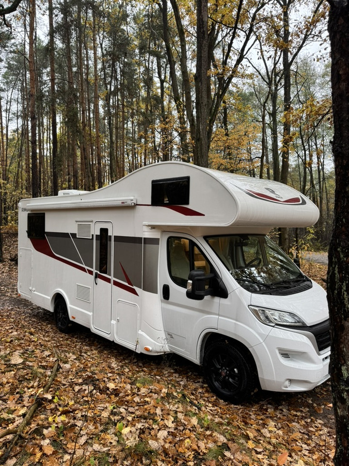 Rimor Seal 695 - Alkoven Wohnmobil: das Bild 2 Rimor Seal 695 - Alkoven Wohnmobil: das Bild 2
