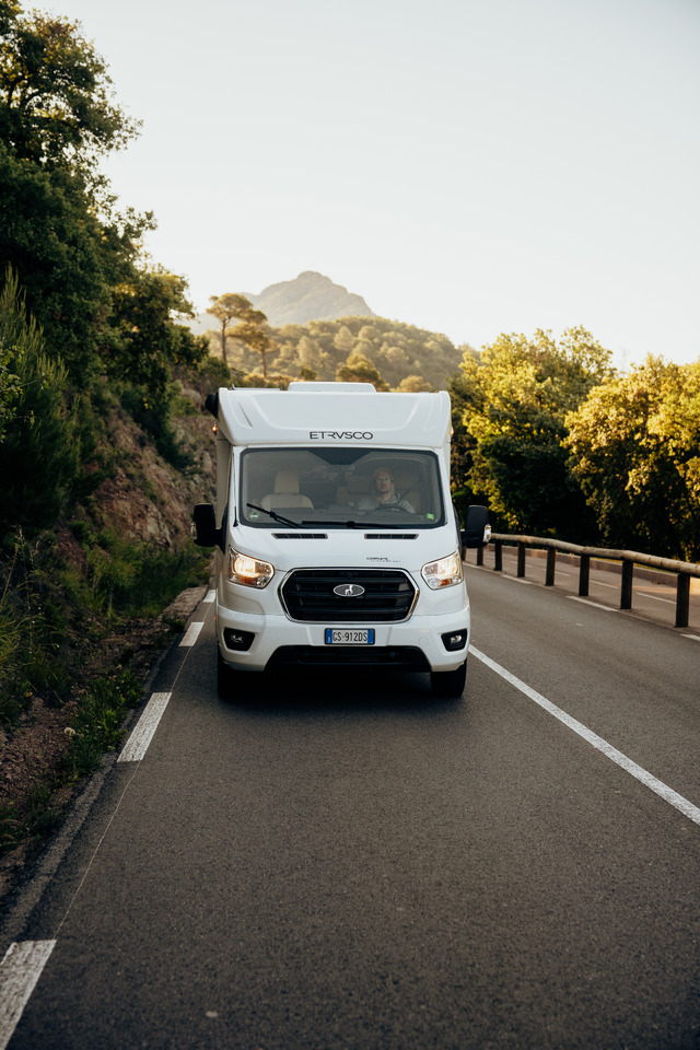 ETRUSCO Etrusco V 6.8 SCF - Wohnmobil: das Bild 1 ETRUSCO Etrusco V 6.8 SCF - Wohnmobil: das Bild 1