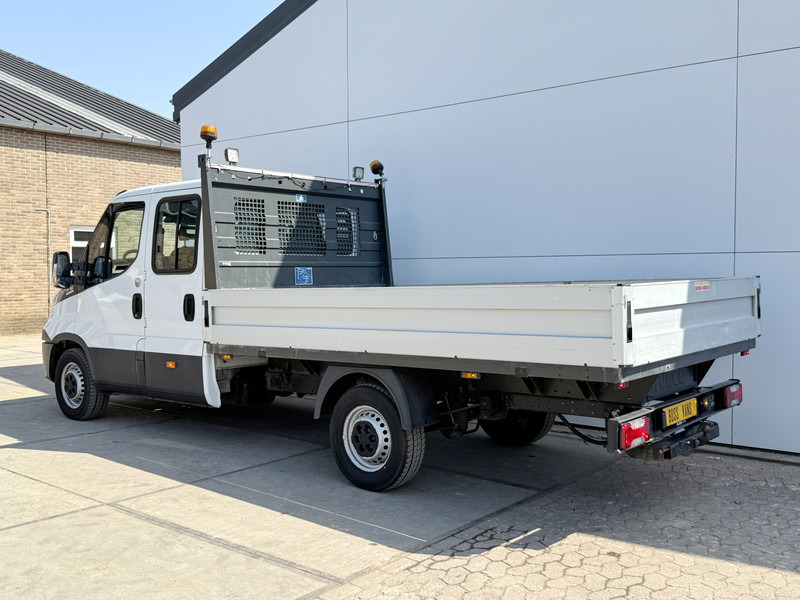 Iveco Daily 35S16 2.3 Automaat Dubbele Cabine Open laadbak Pritsche Pick up Trekhaak 3.5t Climate Control 7 Zitplaatsen Standkachel - Pritsche Transporter, Transporter mit Doppelkabine: das Bild 2 Iveco Daily 35S16 2.3 Automaat Dubbele Cabine Open laadbak Pritsche Pick up Trekhaak 3.5t Climate Control 7 Zitplaatsen Standkachel - Pritsche Transporter, Transporter mit Doppelkabine: das Bild 2