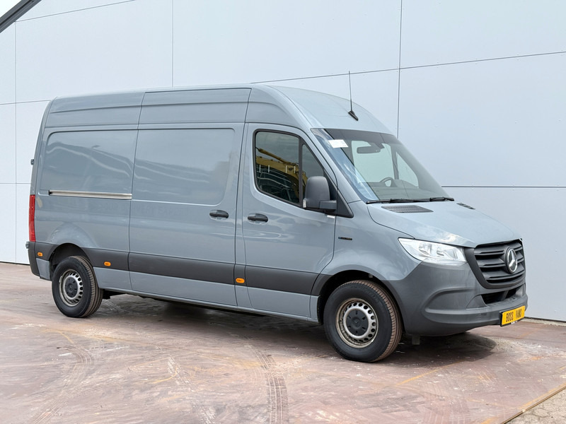 Mercedes-Benz eSprinter 312 L2H2 Elektrisch 41kWh 120pk Climate Control Camera Stoelverwarming - Kastenwagen, Elektro-Transporter: das Bild 4 Mercedes-Benz eSprinter 312 L2H2 Elektrisch 41kWh 120pk Climate Control Camera Stoelverwarming - Kastenwagen, Elektro-Transporter: das Bild 4