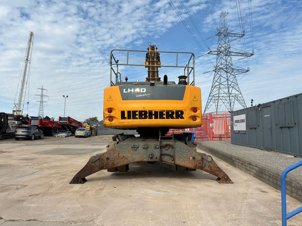 Liebherr LH40M - Umschlagbagger: das Bild 4 Liebherr LH40M - Umschlagbagger: das Bild 4