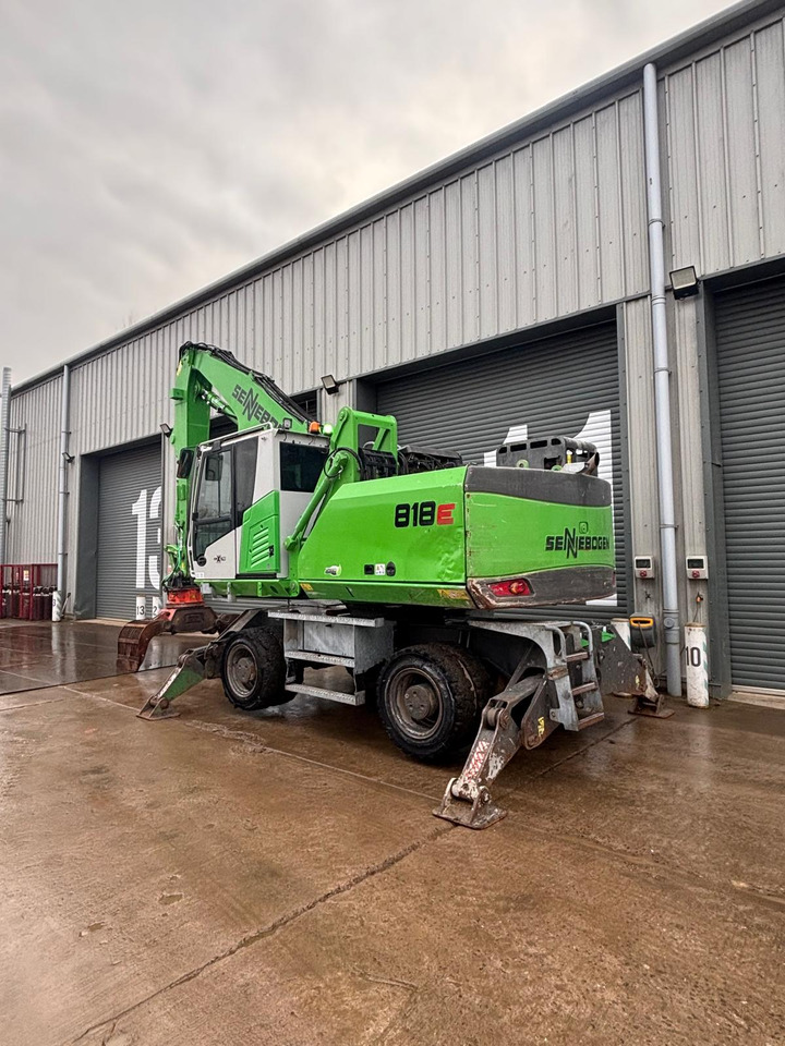 Sennebogen 818E - Umschlagbagger: das Bild 3 Sennebogen 818E - Umschlagbagger: das Bild 3