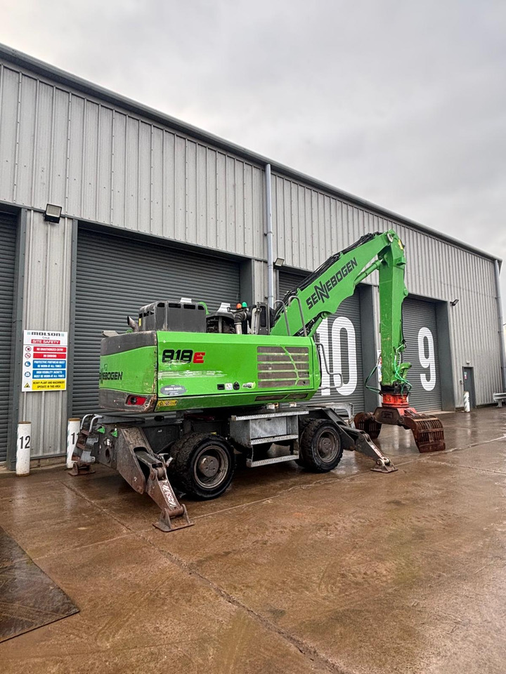 Sennebogen 818E - Umschlagbagger: das Bild 5 Sennebogen 818E - Umschlagbagger: das Bild 5