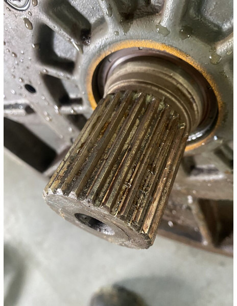 Liebherr MKA 350 B001 PVG350 B381 - Kupplung und Teile: das Bild 5 Liebherr MKA 350 B001 PVG350 B381 - Kupplung und Teile: das Bild 5