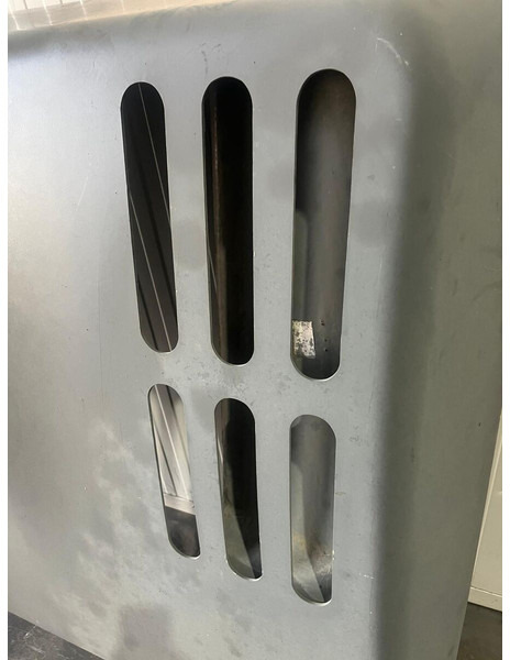 Liebherr R904 / A904C Li / A904 Li / A900C Li / A900C / R900C Li / R904C - Motorhaube: das Bild 2 Liebherr R904 / A904C Li / A904 Li / A900C Li / A900C / R900C Li / R904C - Motorhaube: das Bild 2