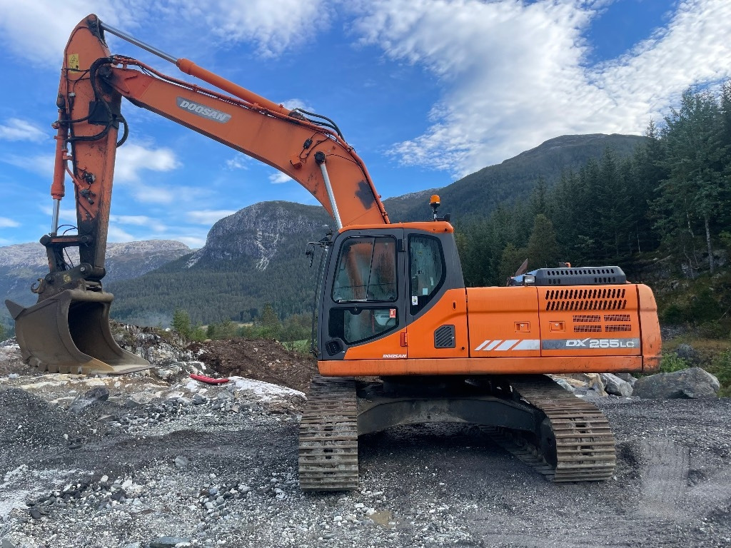 Doosan DX 255 LC-3 - Kettenbagger: das Bild 1 Doosan DX 255 LC-3 - Kettenbagger: das Bild 1