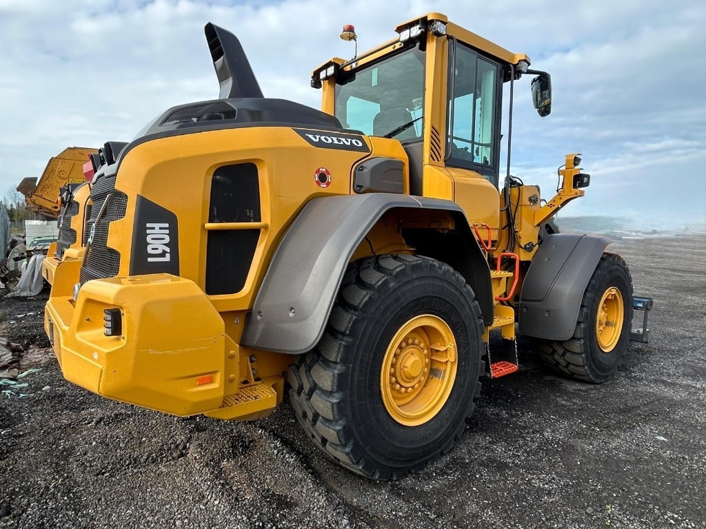 Volvo L 90 H - Radlader: das Bild 1 Volvo L 90 H - Radlader: das Bild 1