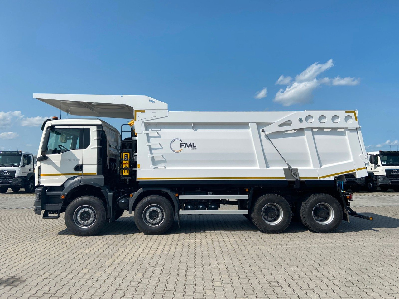 MAN TGS 44.400 8x4 EURO2 FML MINE KIPPER 23M3 MAN TGS 44.400 8x4 EURO2 FML MINE KIPPER 23M3 - Kipper: das Bild 5 MAN TGS 44.400 8x4 EURO2 FML MINE KIPPER 23M3 MAN TGS 44.400 8x4 EURO2 FML MINE KIPPER 23M3 - Kipper: das Bild 5