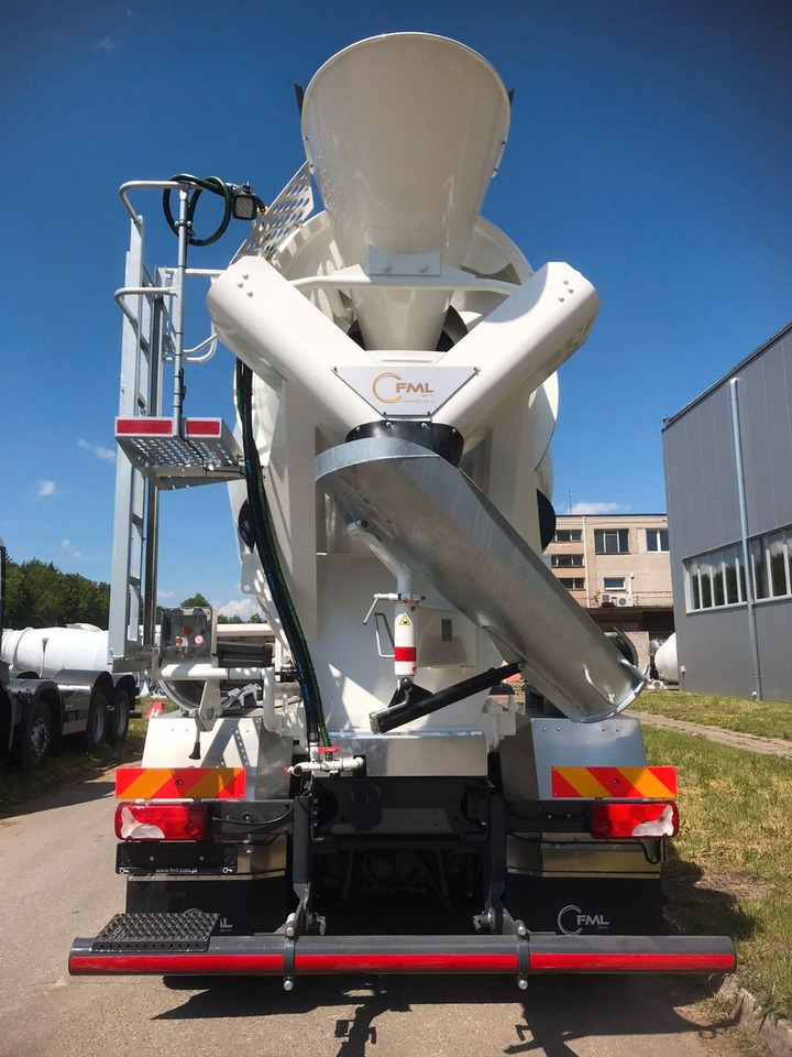 Scania P420 8X4 FML 10 M3 Scania P420 8X4 FML 10 M3 - Fahrmischer: das Bild 5 Scania P420 8X4 FML 10 M3 Scania P420 8X4 FML 10 M3 - Fahrmischer: das Bild 5