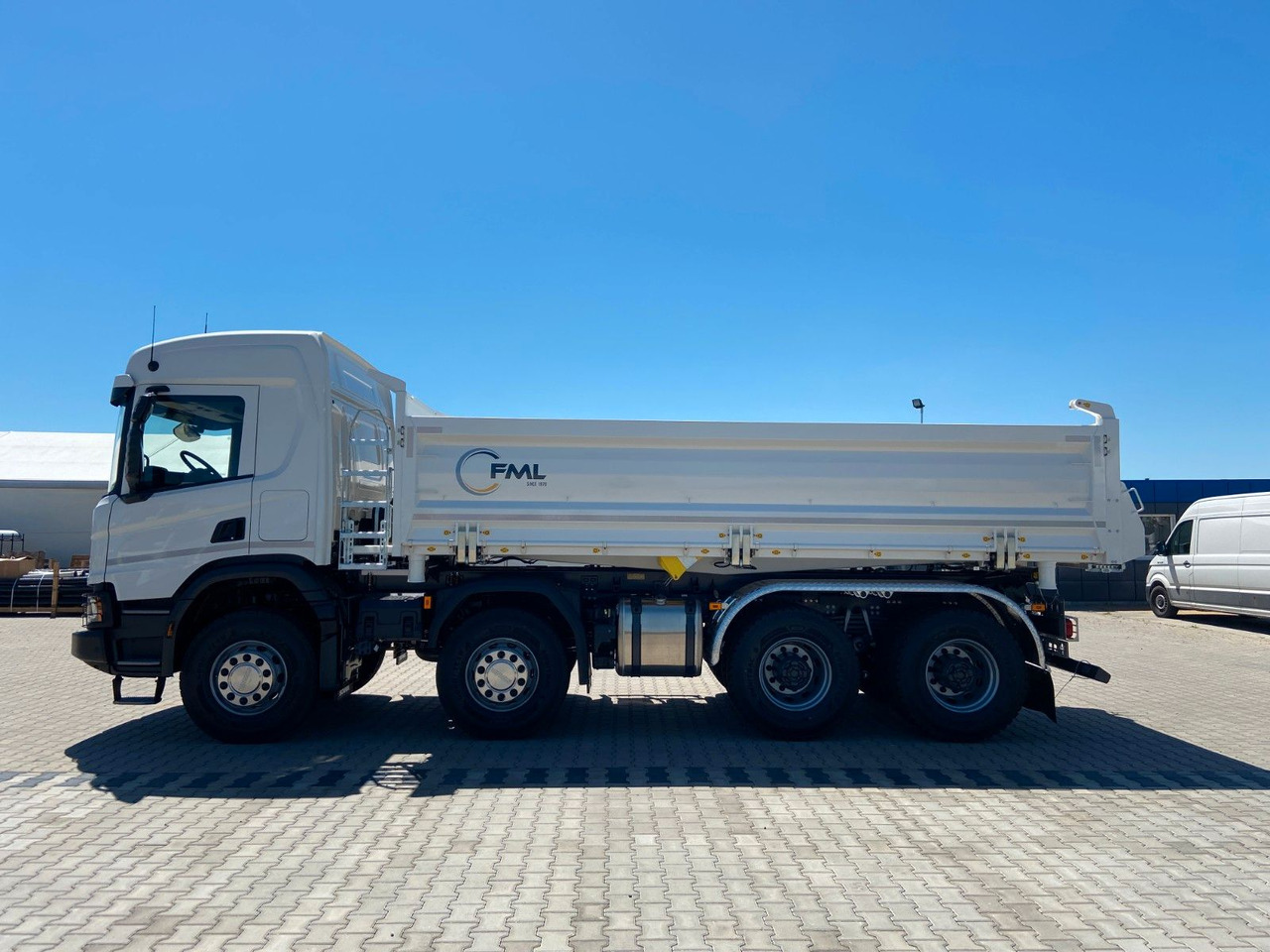 Scania P420 8x4 FML DREISEITENKIPPER - Kipper: das Bild 4 Scania P420 8x4 FML DREISEITENKIPPER - Kipper: das Bild 4