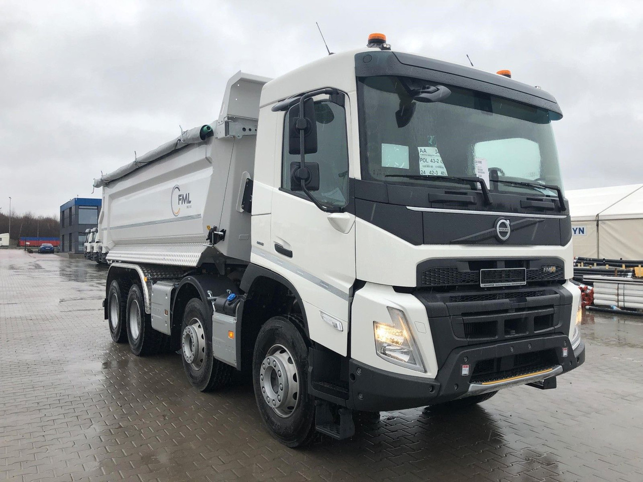 Volvo FMX 500 8x4 FML KIPPER - Kipper: das Bild 1 Volvo FMX 500 8x4 FML KIPPER - Kipper: das Bild 1