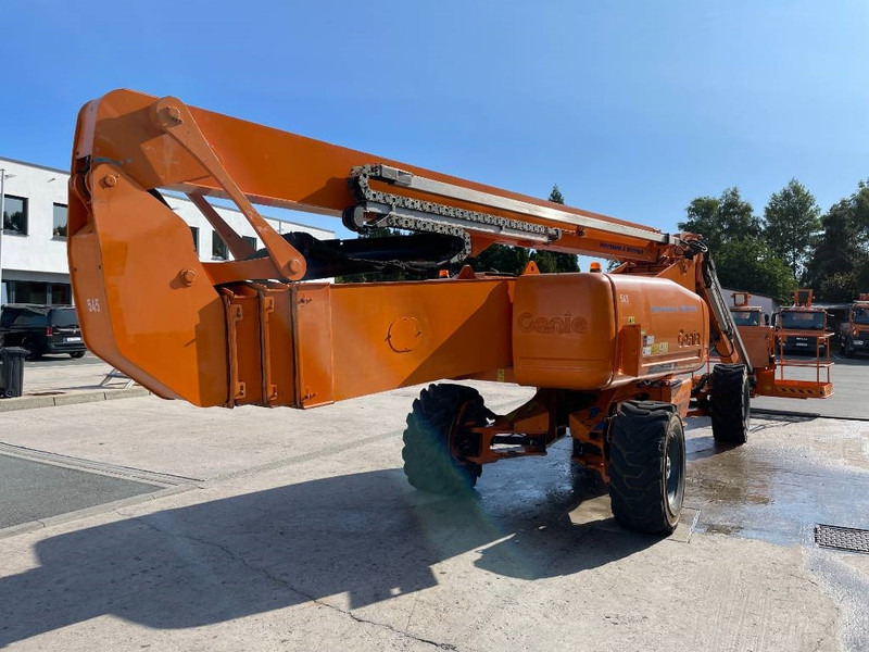 Genie Z 135/70 - Gelenkarmbühne: das Bild 5 Genie Z 135/70 - Gelenkarmbühne: das Bild 5